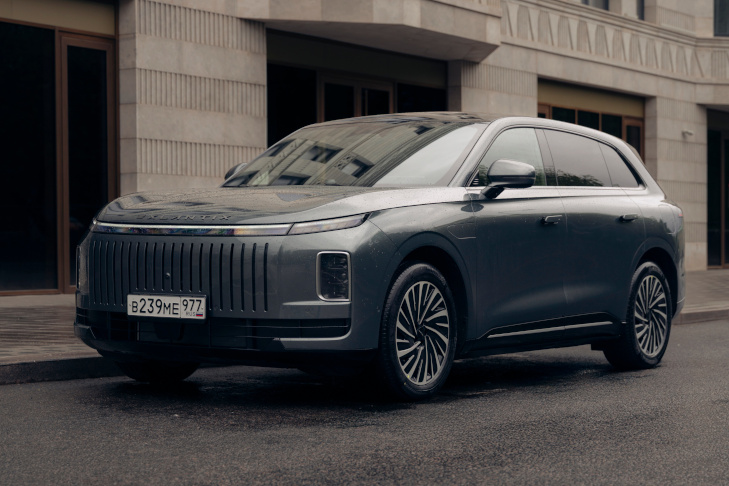 Exlantix ET — новая звезда среди гибридных кроссоверов