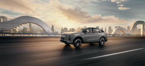 Обзор EXEED RX: здесь мощность не увеличивает расходы на топливо, а технологии значительно облегчают вождение